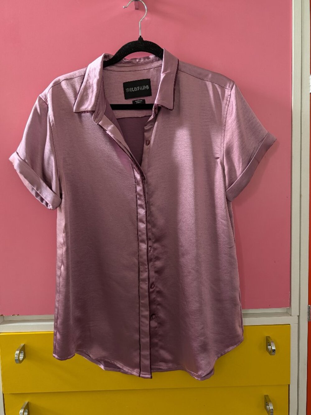 Wildfang The Empower Satin Short Sleeve Button Up Mauve Pink Size Small